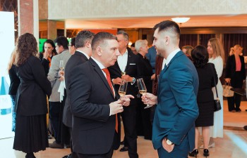 Top 50 Hoteluri de Business